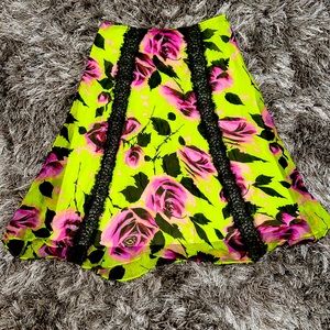 Betsey Johnson VINTAGE silk chiffon floral skirt - woman’s size 4 💚💕💚